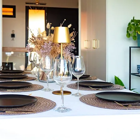 Family For 8 People With Sea View Vallauris